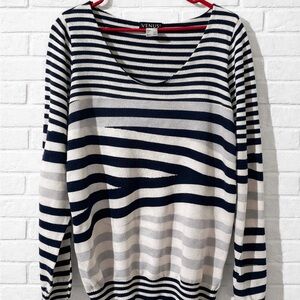 VENUS Striped Black and white Sweater